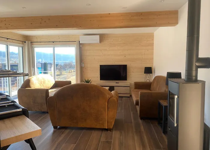 Chalet Jersey
